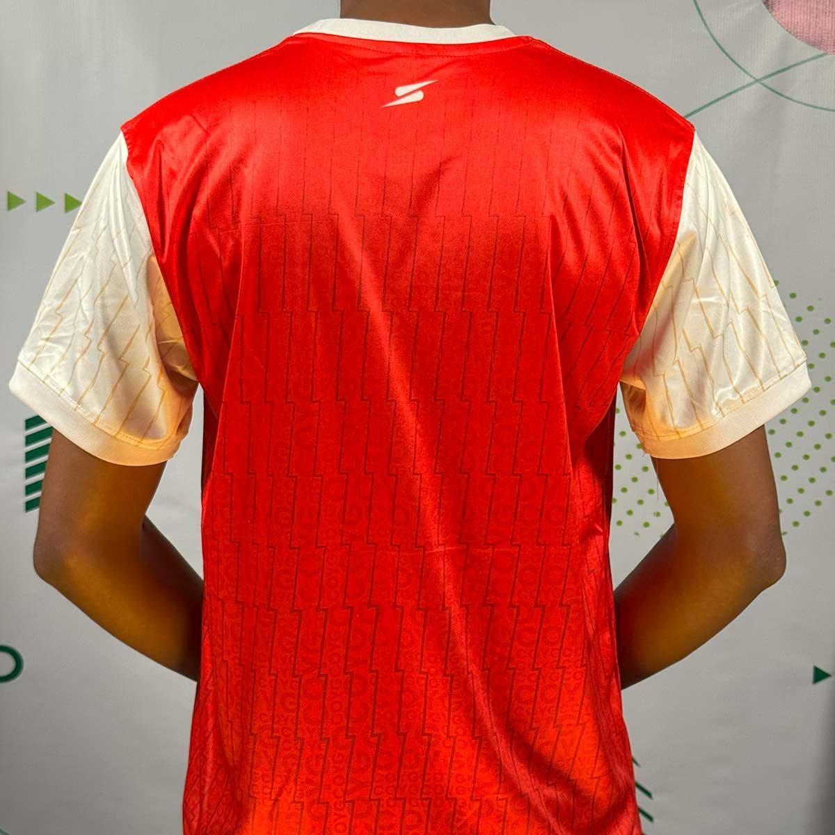 Arsenal-Theme-T-Shirt-Website-Inside-Image-04
